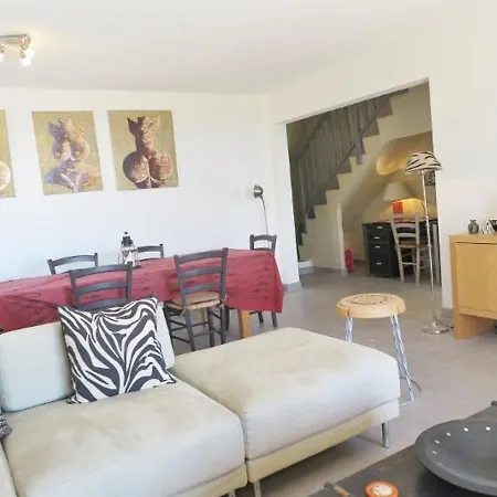 Pour 8 Pers Avec Piscine Et Terrasse, - Fr-1-726-18 Villa La Croix-Valmer